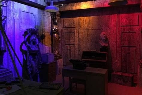 Curse of the mummy escape room